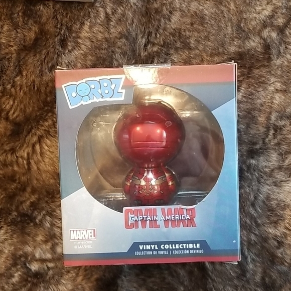 Set of Dorbz Iron Man and Fabrikations Spider Man - Picture 4 of 9